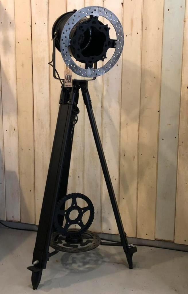 Industriële vloerlamp - metal art - upcycling - mancave, B, Ophalen of Verzenden, C, A
