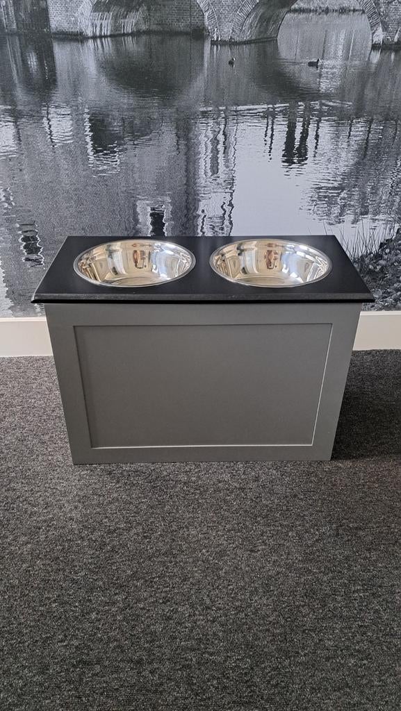 Voerbak / Drinkbak voor grote honden - H41xD30xB60cm, Ophalen, Zo goed als nieuw