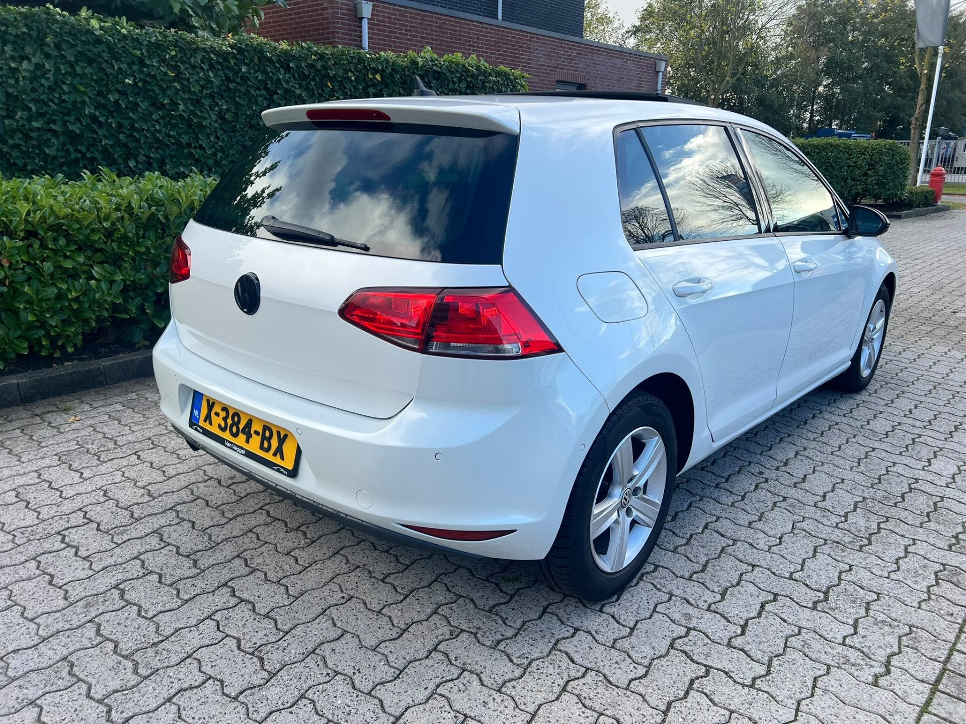 Volkswagen Golf 1.2 TSI Highline pano, stoelverw, airco, cru, Auto's, Voorwielaandrijving, Euro 5, Verwarmde buitenspiegels, Gebruikt