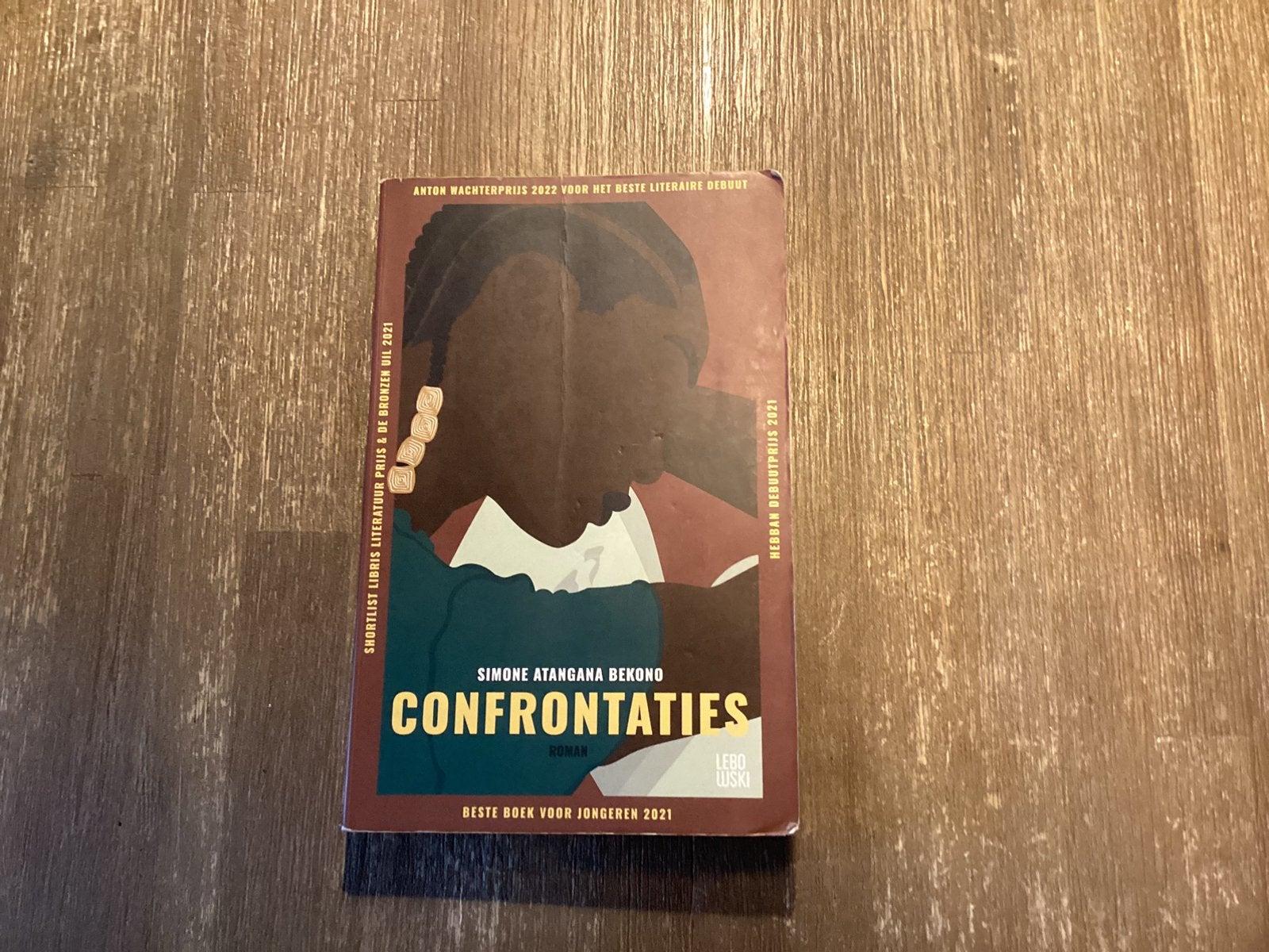 Simone Atangana Bekono - Confrontaties, Ophalen of Verzenden, Gelezen, Simone Atangana Bekono