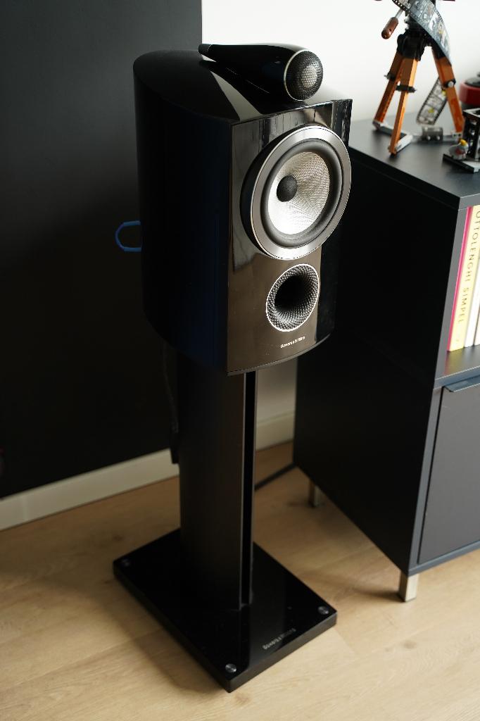 Bowers & Wilkins 805 D3 / B&W 805 D3, Ophalen, Zo goed als nieuw, Bowers & Wilkins (B&W), 120 watt of meer