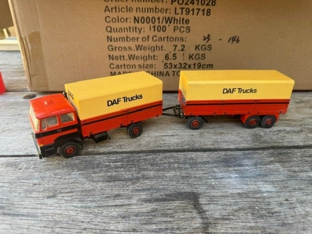 1:50 Daf Truck met aanhanger Lion Car, Ophalen of Verzenden, Gebruikt, Bus of Vrachtwagen, Lion Toys
