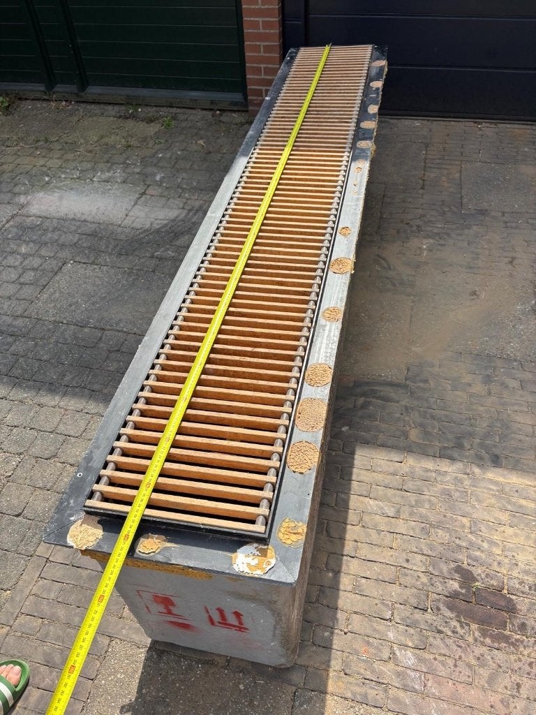 Convectorput 240x 35, Doe-het-zelf en Verbouw, Verwarming en Radiatoren, Ophalen, Gebruikt, Radiator, Minder dan 60 cm