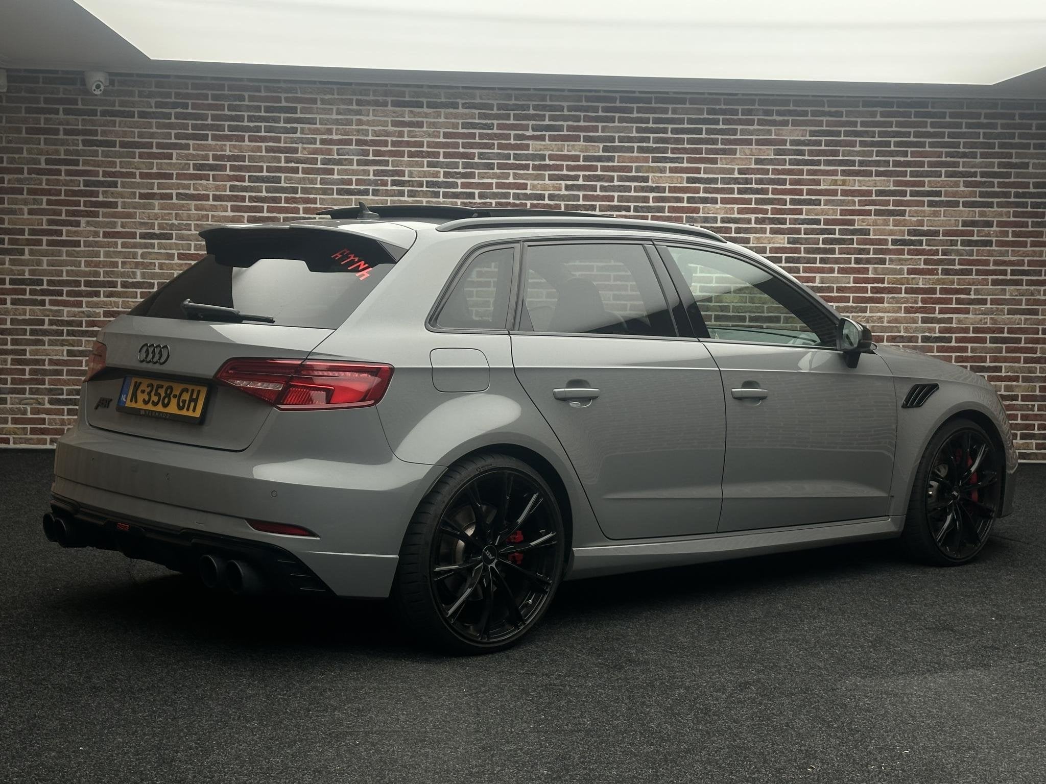 Audi A3 Sportback 2.5 TFSI RS 3 quattro ABT| Pano| Bang&Oluf, Auto's, Automaat, Gebruikt, RS3, 1505 kg