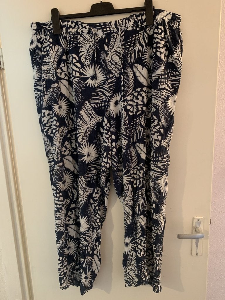 Blauw/witte harembroek van Ulla Popken. Maat 7XL, Blauw, Maat 46/48 (XL) of groter, Ulla Popken, Ophalen of Verzenden
