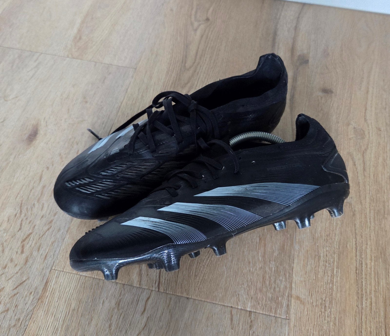 Adidas Predator voetbalschoenen - maat 43 1/3, Maat XS of kleiner, Ophalen, Gebruikt, Schoenen
