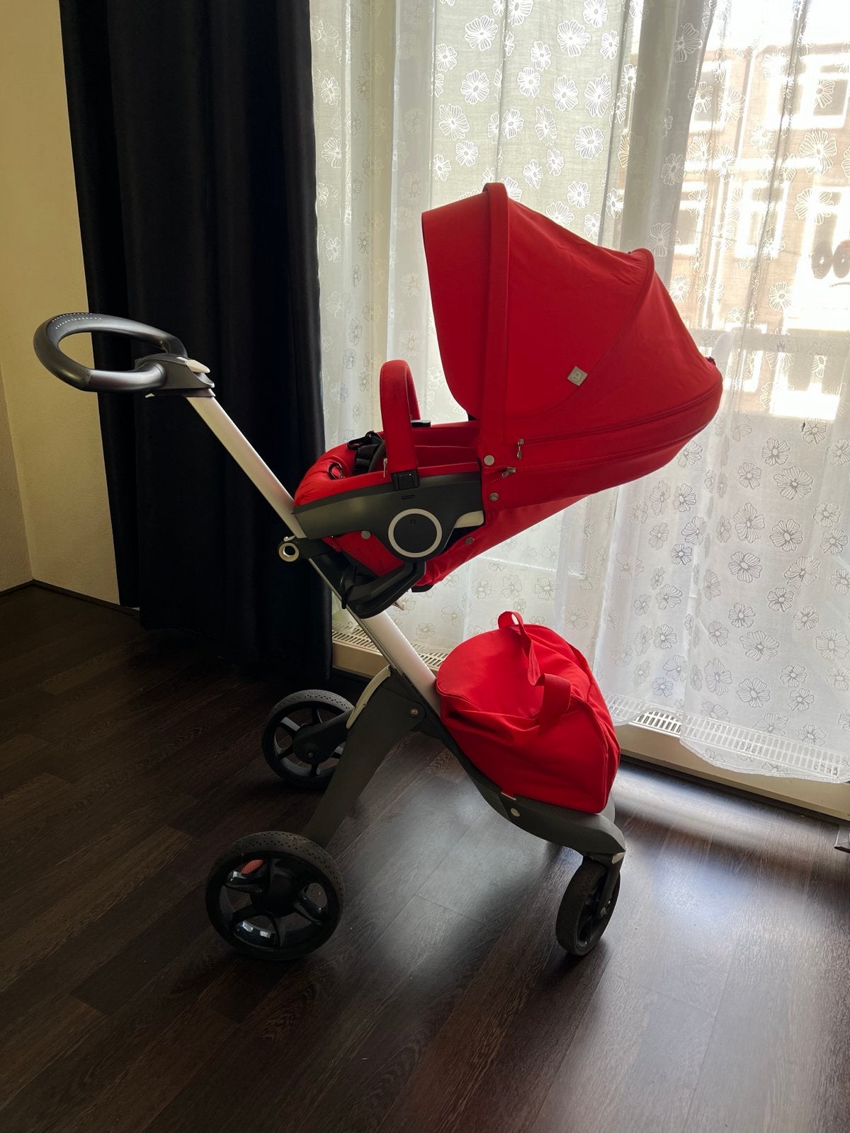 Stokke Xplory kinderwagen - Rood, Kinderen en Baby's, Ophalen, Zo goed als nieuw, Kinderwagen, Overige merken