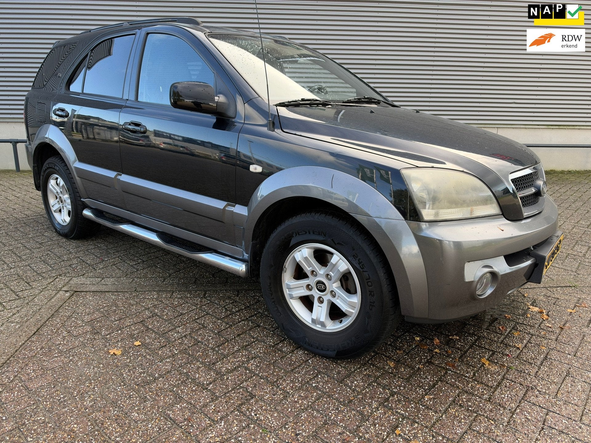 Kia Sorento 2.4i X-treme, Auto's, Gebruikt, Zwart, 139 pk, Zwart
