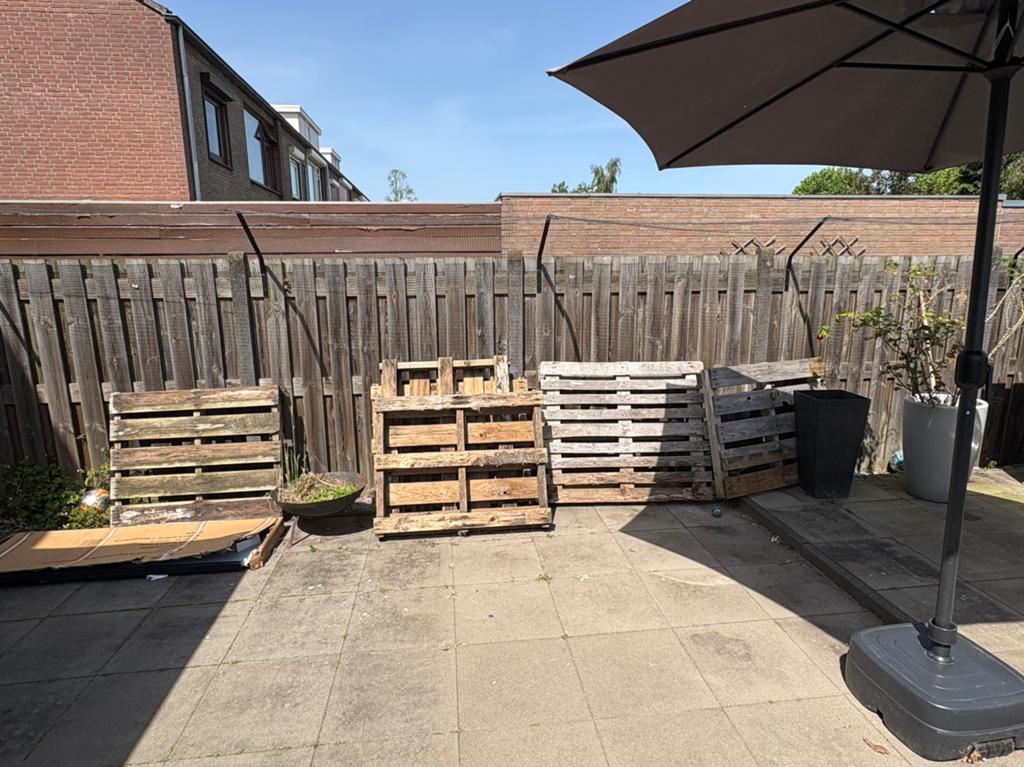Gratis pallets, Ophalen, Zo goed als nieuw