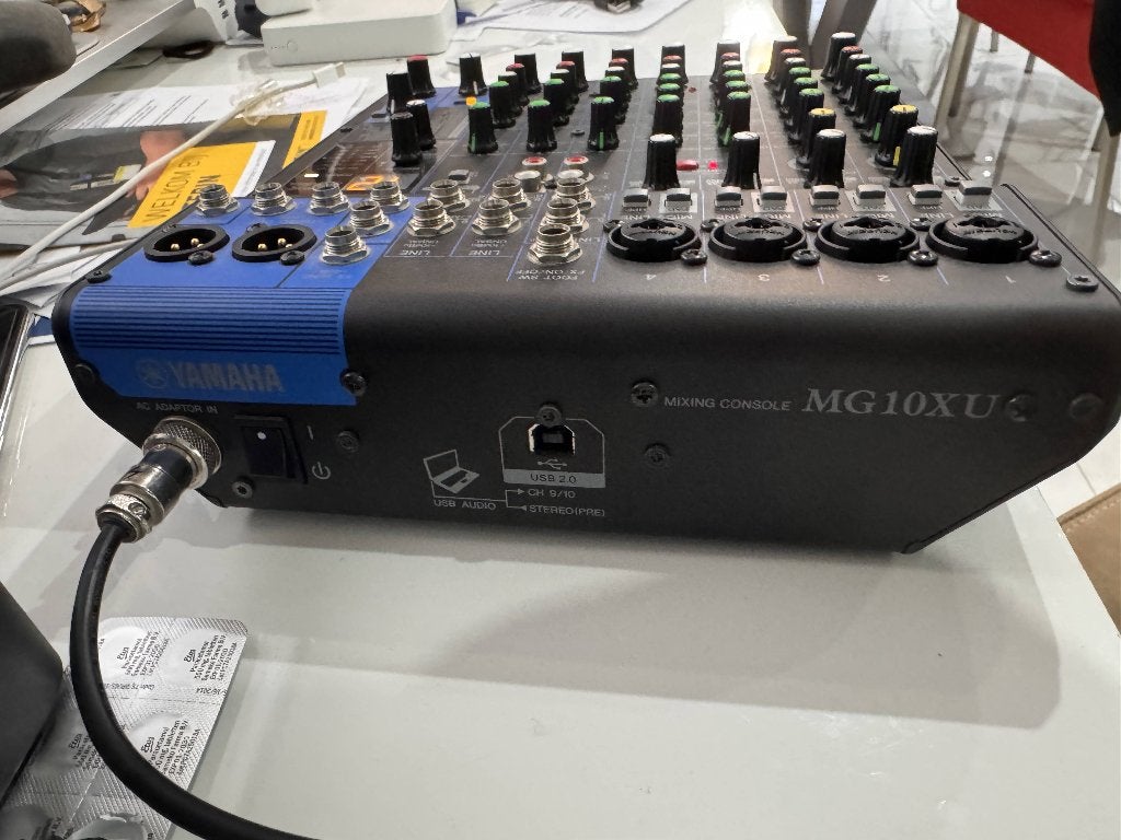 mixer yamaha MG10XU, Ophalen, Zo goed als nieuw, 10 tot 20 kanalen