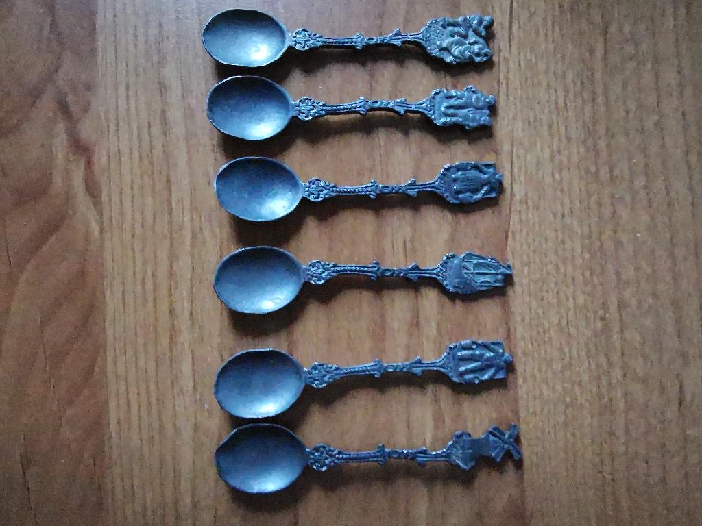 Tinnen lepeltjes, Antiek en Kunst, Antiek | Tin, Ophalen of Verzenden