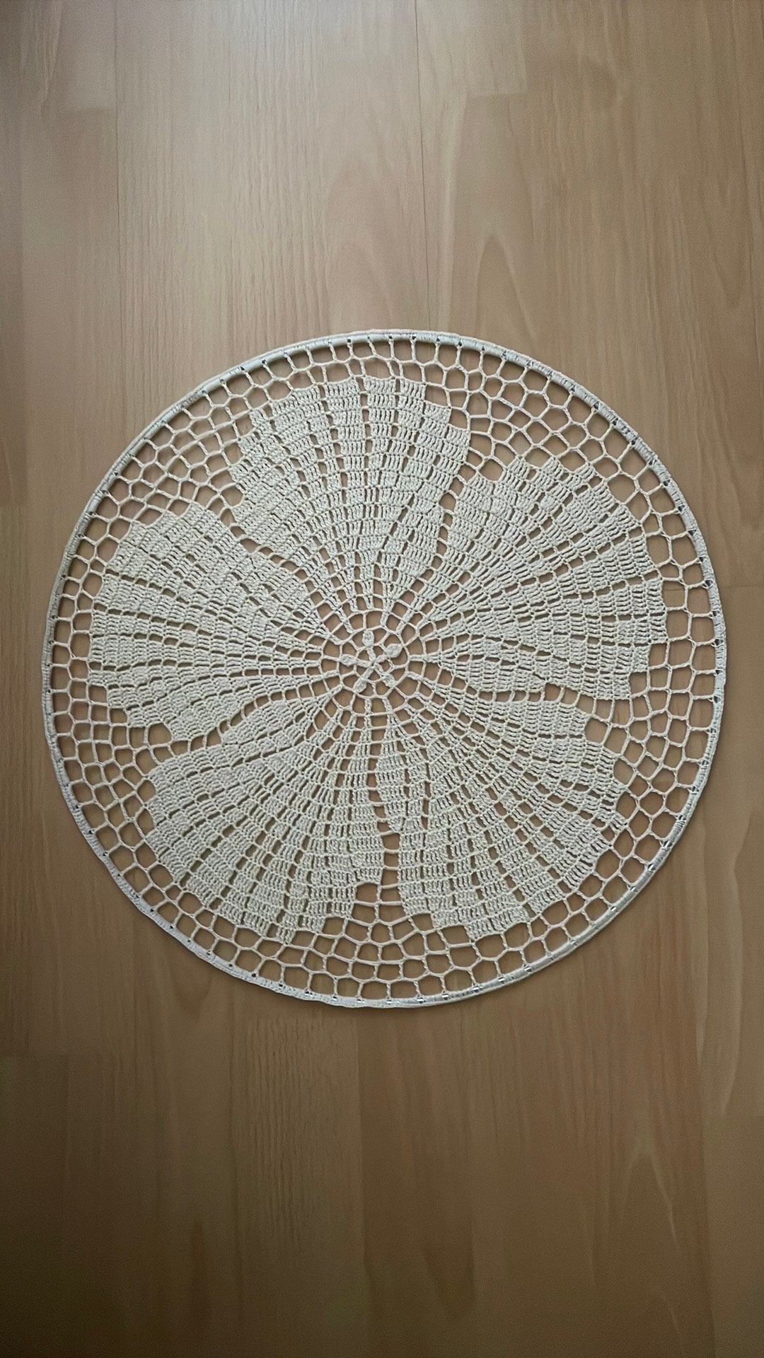 Hybiscus 40 cm gehaakt van dun garen, Ophalen of Verzenden, Nieuw, Haken, Wol of Garen