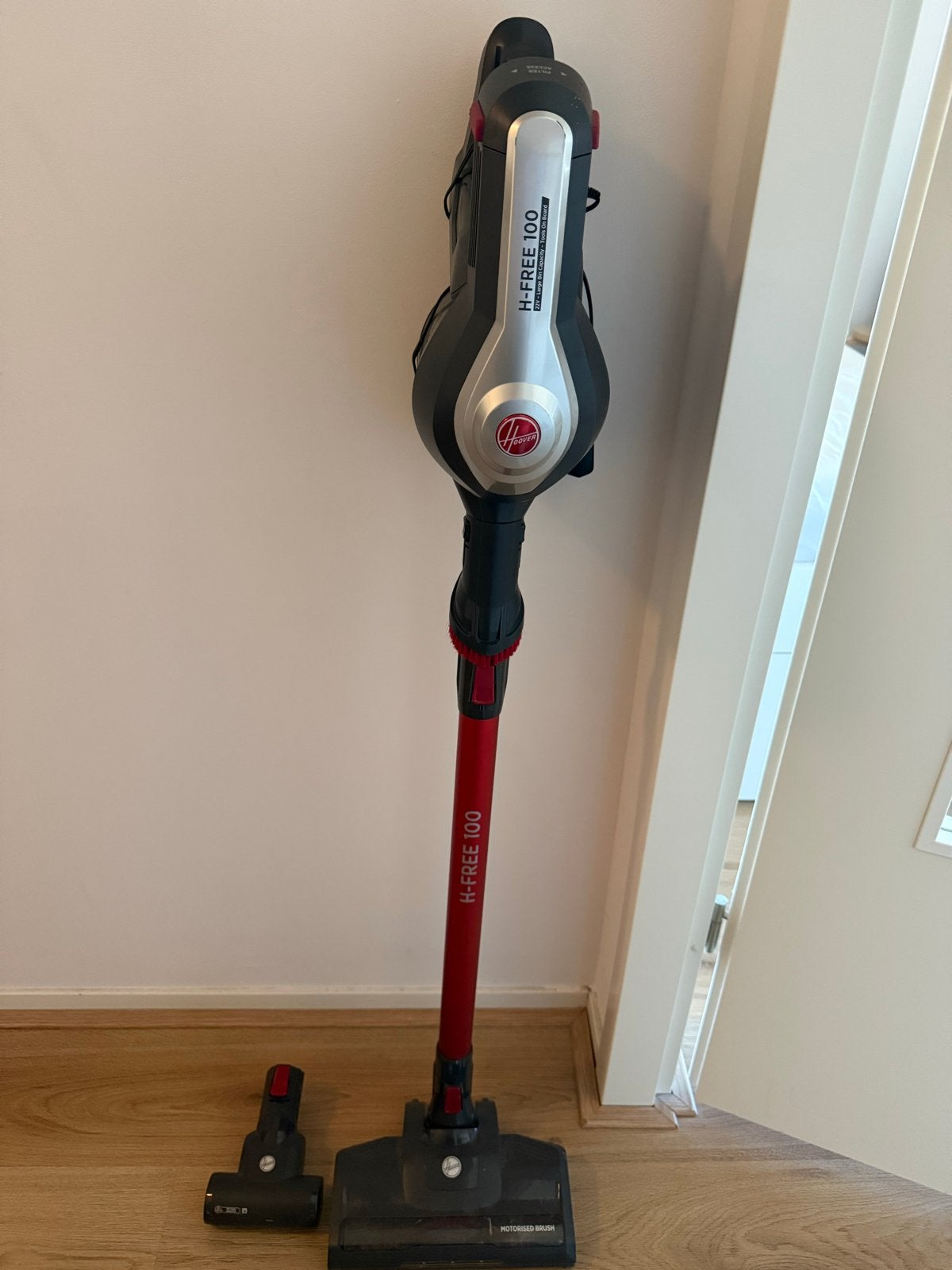 Hoover H-FREE 100 steelstofzuiger (groot opzetstuk defect), Ophalen, Overige merken, Gebruikt, Draadloos