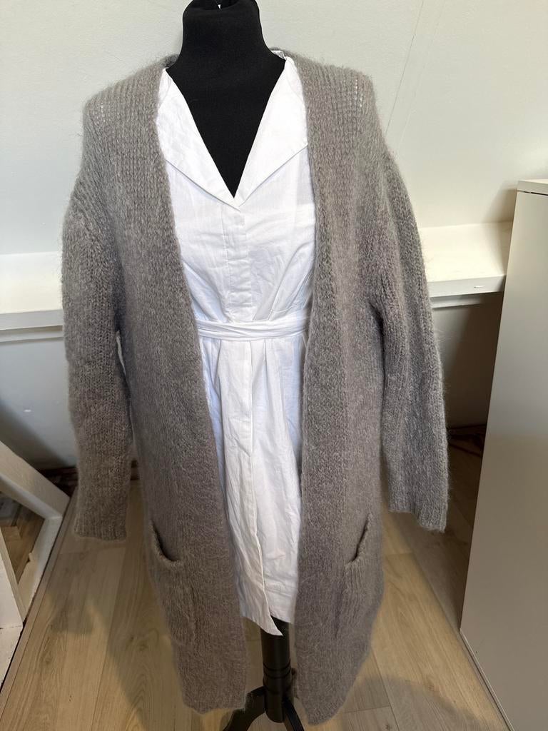 Ruby Tuesday luxe mohair vest/cardigan – superzacht  36, Ophalen of Verzenden, Zo goed als nieuw, Maat 38/40 (M), Grijs