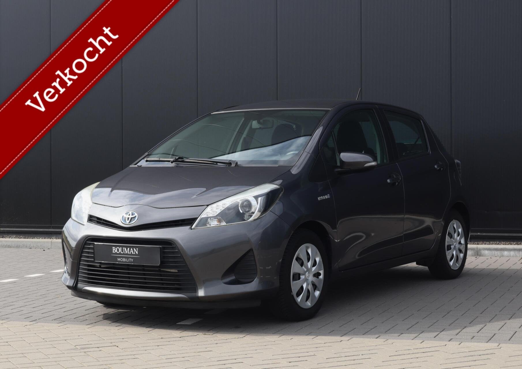 Toyota Yaris 1.5 Full Hybrid Aspiration, CAMERA, CLIMA, CRUI, Auto's, Toyota, Euro 5, Gebruikt, Zwart, 4 cilinders