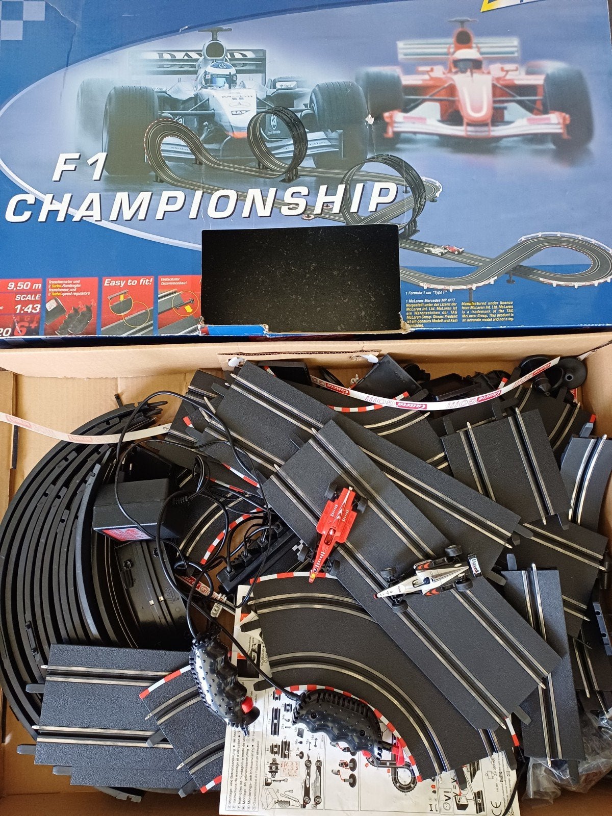 Carrera Go doos met Racebaan Onderdelen & 2 Auto's etc. € 20, Ophalen, Gebruikt, Elektrisch, Carrera