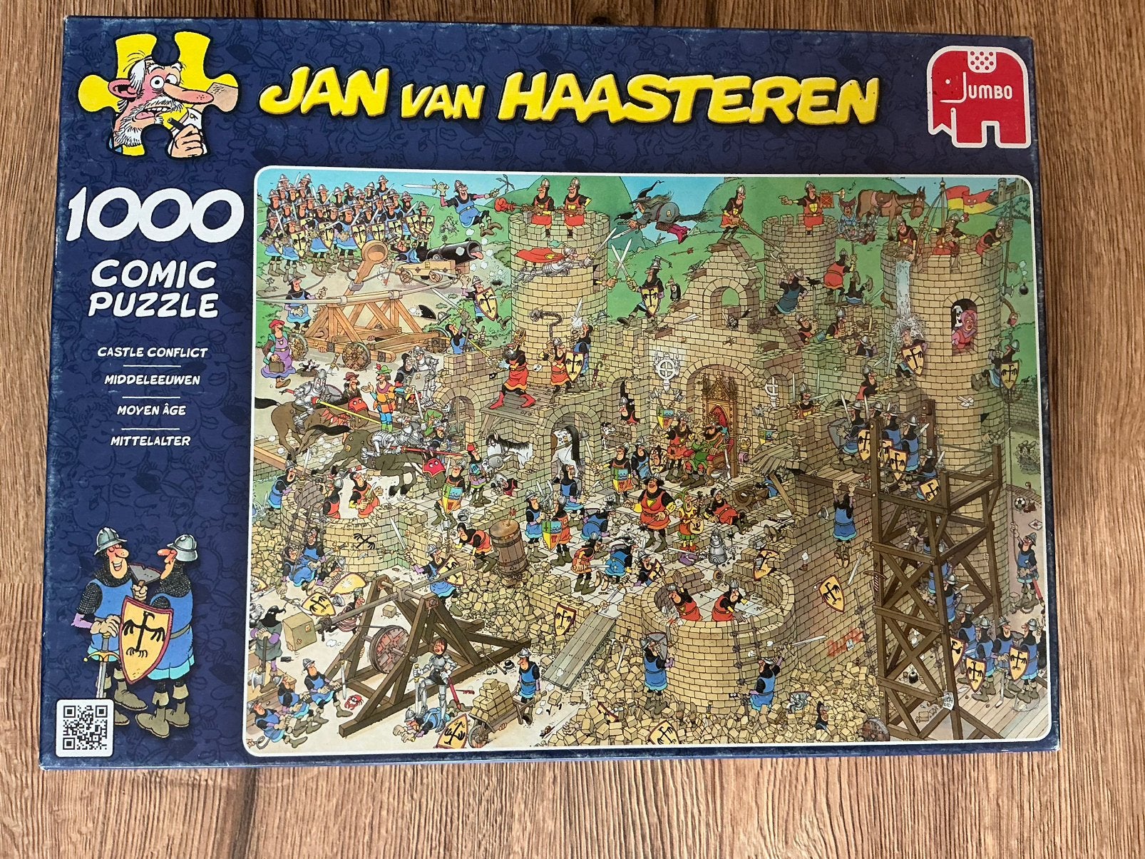 Jan van Haasteren puzzel. 1000 stukjes. Middeleeuwen., Ophalen of Verzenden, 500 t/m 1500 stukjes, Zo goed als nieuw