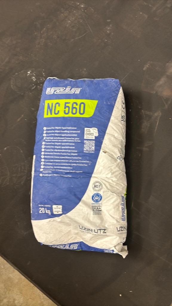 Nieuwe zak Uzin NC 560, Ophalen, Nieuw