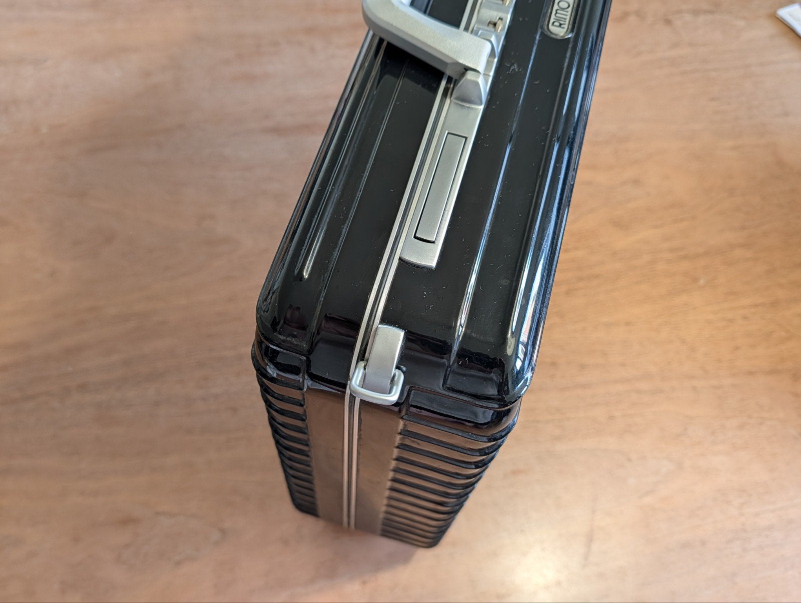 Foto 8 van Rimowa Limbo Attachékoffer - Zwart