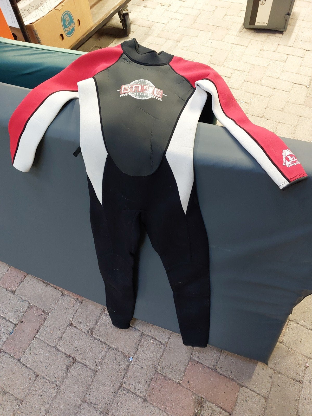 Wetsuit maat 34 - Ideaal voor watersport, Watersport en Boten, Wetsuit, Gebruikt, ., Ophalen of Verzenden