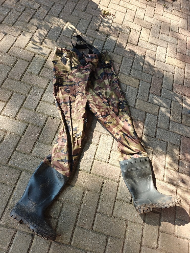 Waadpak maat 45/46, Ophalen
