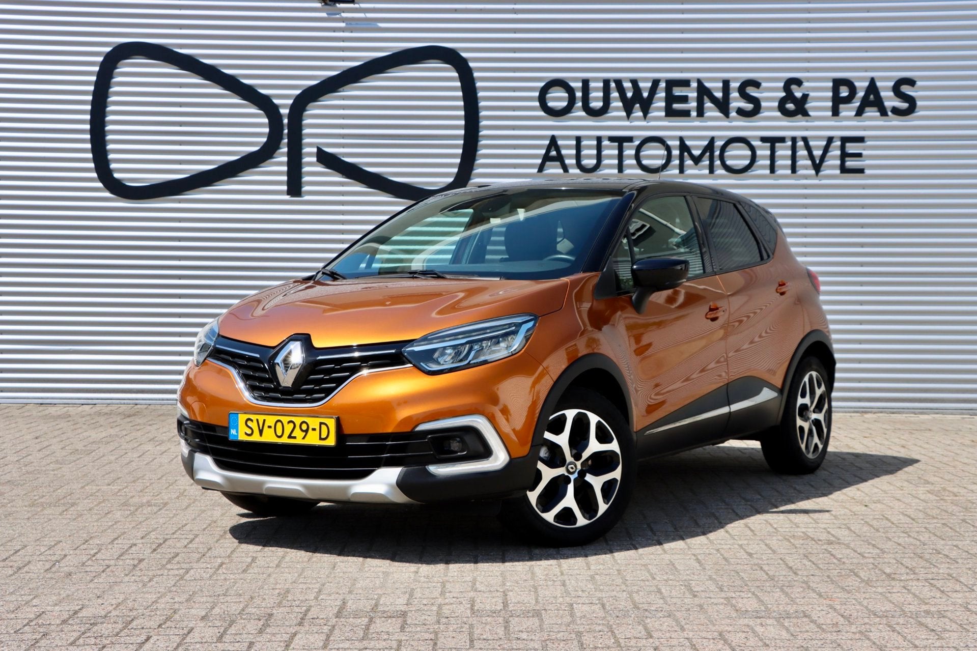 Renault Captur 1.2 TCe Intens | NAVIGATIE | TREKHAAK | CRUIS, Auto's, Renault, Voorwielaandrijving, Gebruikt, Met garantie (alle)