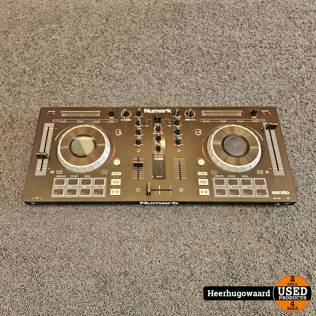 Numark Mixtrack Platinum DJ Controller in Goede Staat, Muziek en Instrumenten, Dj-sets en Draaitafels, Numark, Gebruikt, Support@numark.com