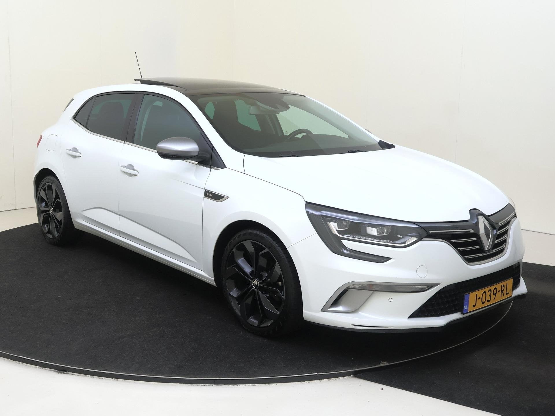 Renault Mégane 1.3 TCe GT-Line | Navigatie | Elektrisch sch, Stof, Gebruikt, Euro 6, 4 cilinders