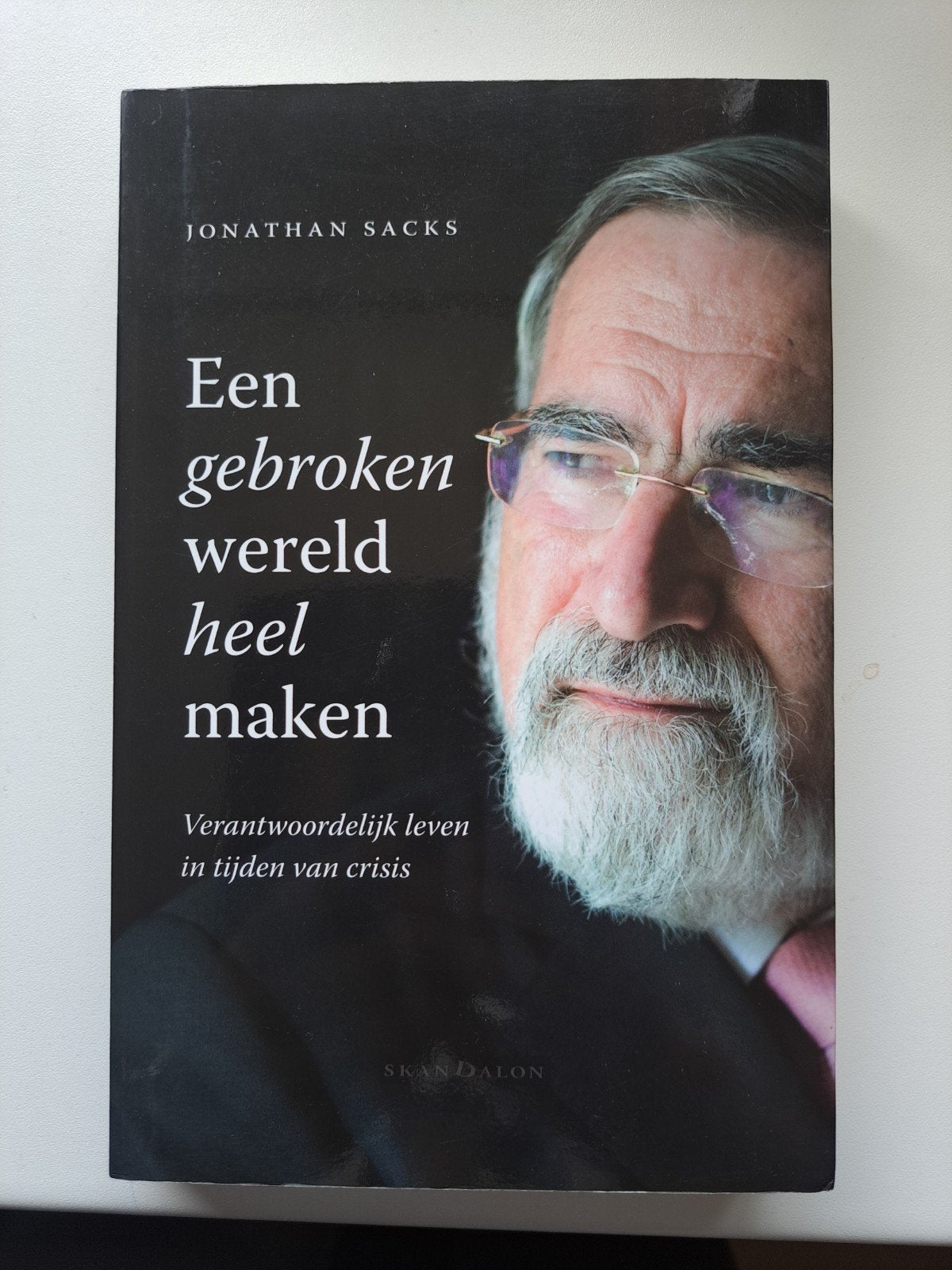 Een gebroken wereld heel maken - Jonathan Sacks, Ophalen of Verzenden, Zo goed als nieuw, Jonathan Sacks, Overige religies