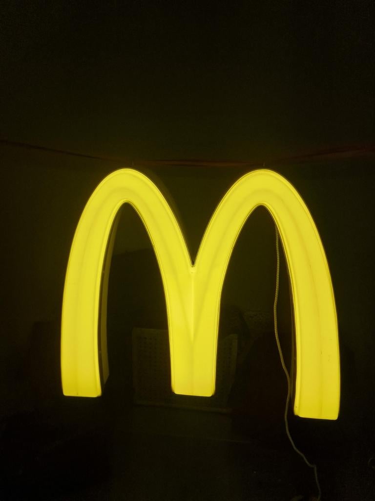 M van McDonald's, Verzamelen, Merken en Reclamevoorwerpen, Gebruikt, Lichtbak of (neon) lamp, Ophalen