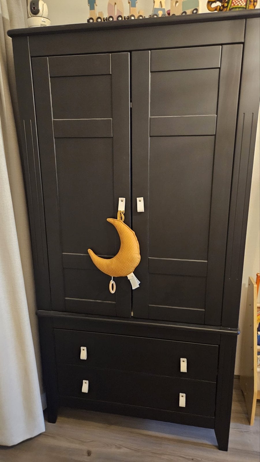 Zwarte kledingkast met lades en hangruimte, Ophalen, 50 tot 100 cm, Zo goed als nieuw, Met lade(s)