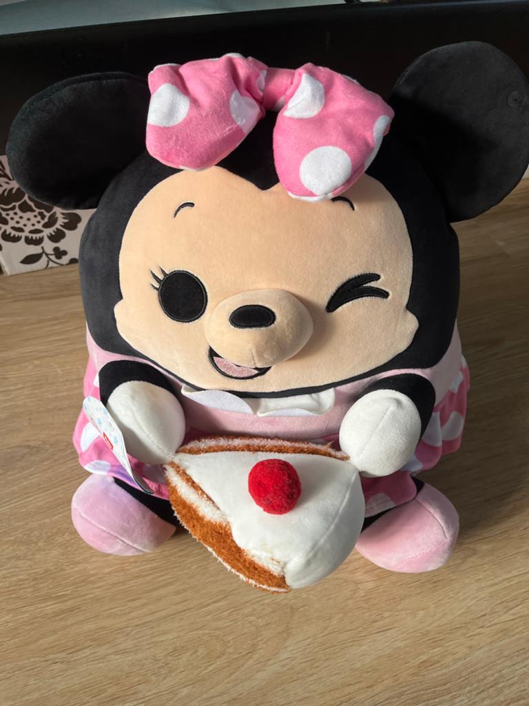 Nieuwe Minnie Mouse Snackles knuffel met taartje groot, Disney, Overige typen, Nieuw, Ophalen of Verzenden