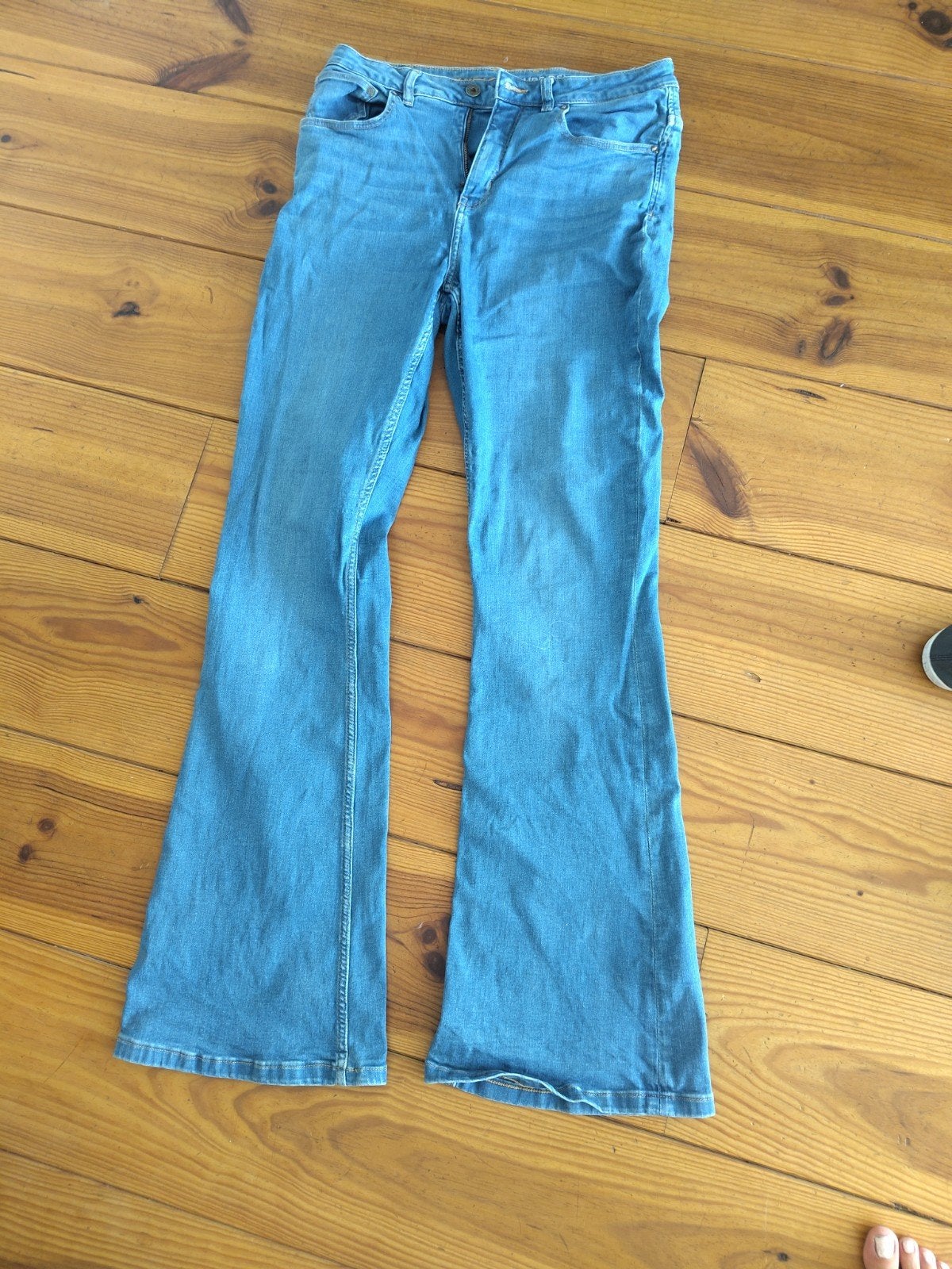 Kuyichi lisette flared jeans, maat W32-34 pale blue, Blauw, Ophalen of Verzenden, Zo goed als nieuw, Kuyichi
