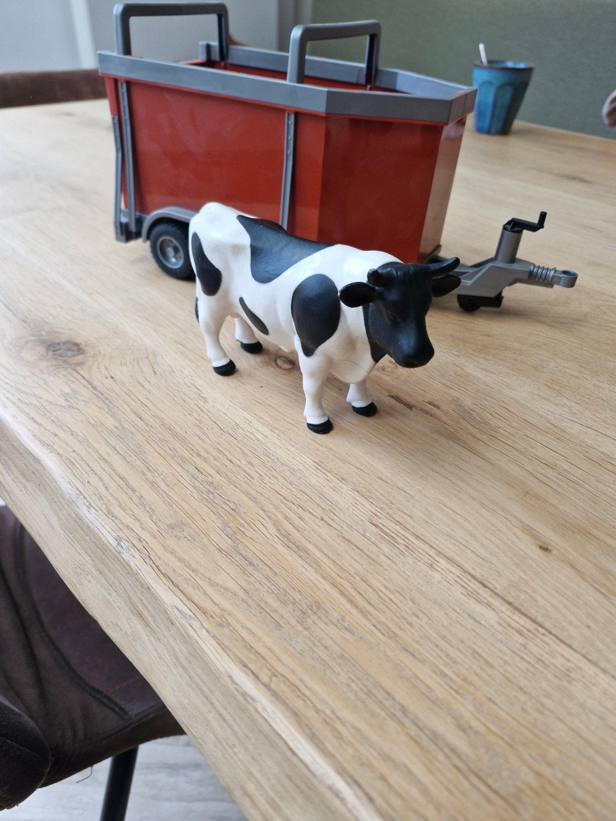 Bruder veewagen met koe, Ophalen of Verzenden, Gebruikt, Groter dan 1:32, Overige merken