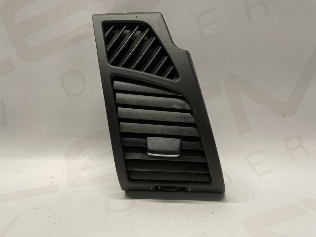 Dashboard luchtrooster rechtsvoor BMW E81 705918813, Auto-onderdelen, Gebruikt, -, -, Ophalen of Verzenden