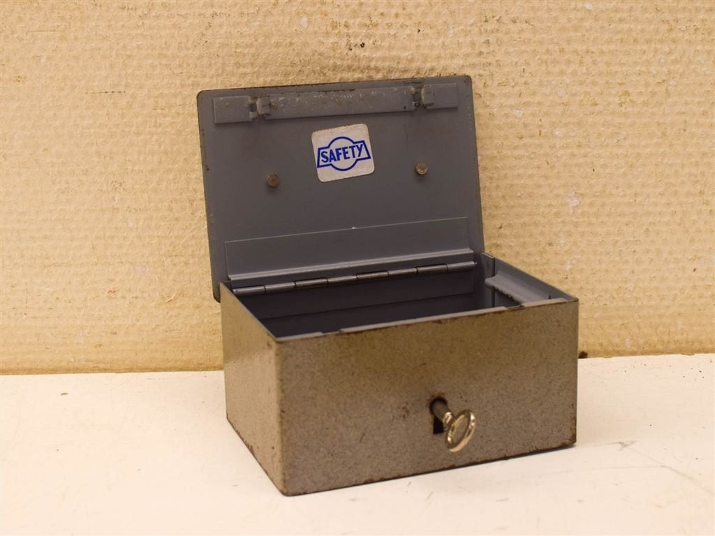 Safety geldkistje 52120, Ophalen of Verzenden