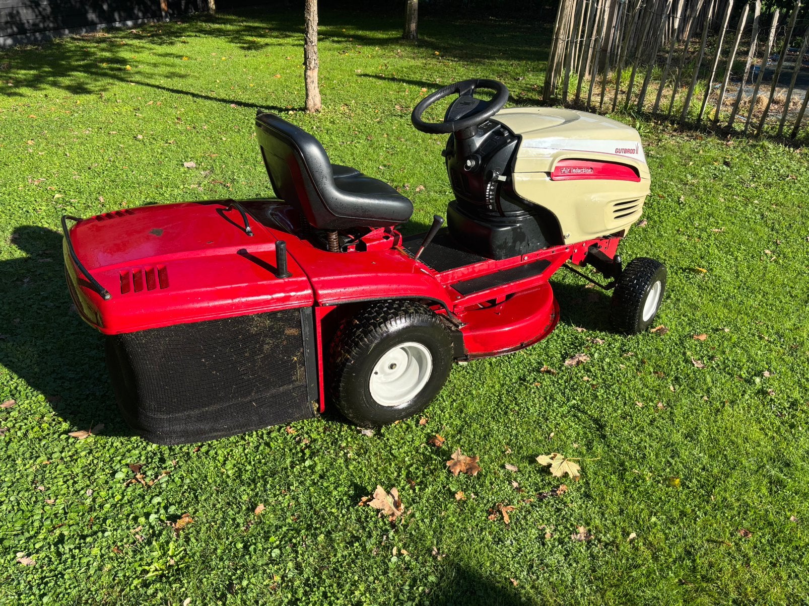 Gutbrod SLX76R 12PK Briggs Stratton zitmaaier starten lopen, Ophalen, Gebruikt, Elektrische starter, Minder dan 90 cm