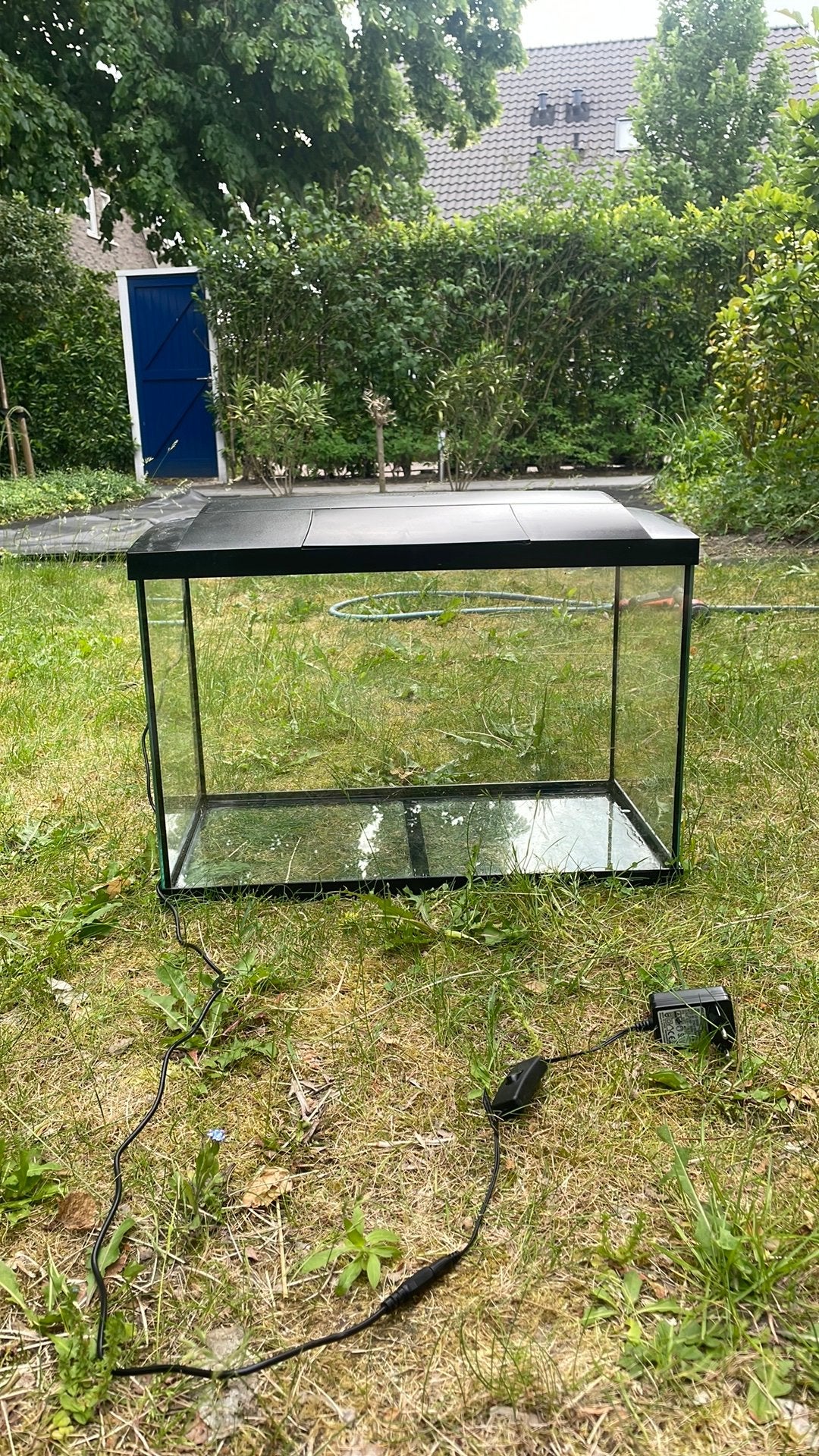 Aquarium van 70 liter met lamp en verwarmingselement, Dieren en Toebehoren, Vissen | Aquaria en Toebehoren, Ophalen, Zo goed als nieuw