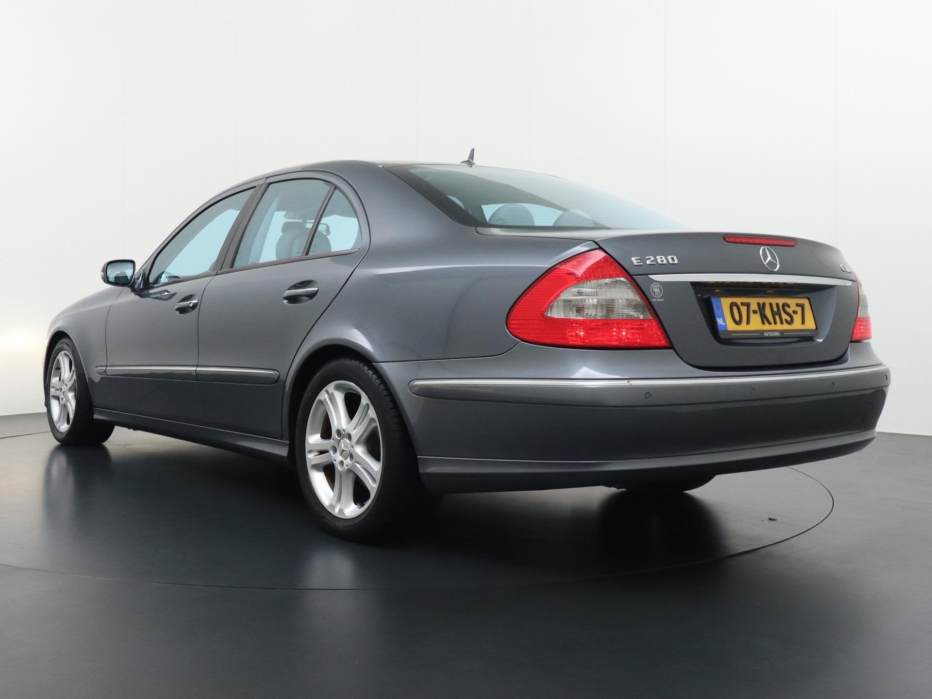 Mercedes-Benz E-klasse 280 CDI Avantgarde 1e eigenaar Dealer, Auto's, Automaat, Gebruikt, Zwart, 190 pk