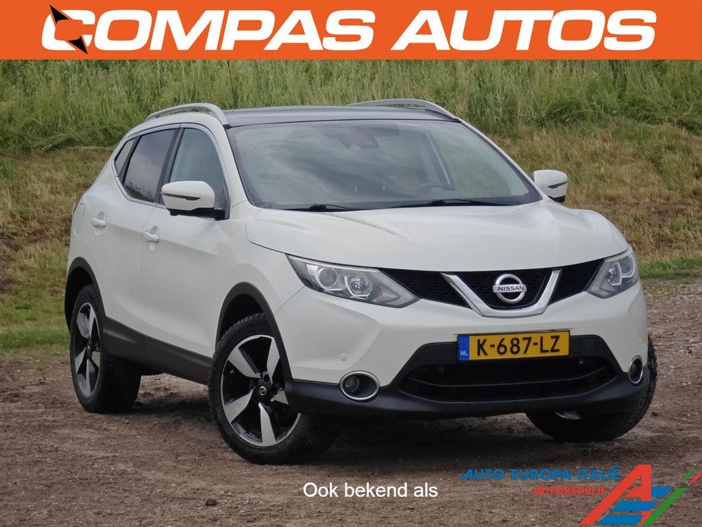 Nissan QASHQAI 1.2 Connect Edition (bj 2015), Voorwielaandrijving, Euro 5, Stof, Gebruikt