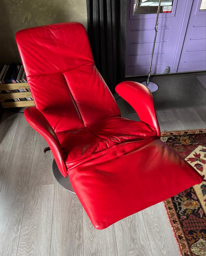 Jori Symphony. Comfortabele rode leren relaxfauteuil. Topst!, Huis en Inrichting, Fauteuils, Ophalen, Zo goed als nieuw, Leer