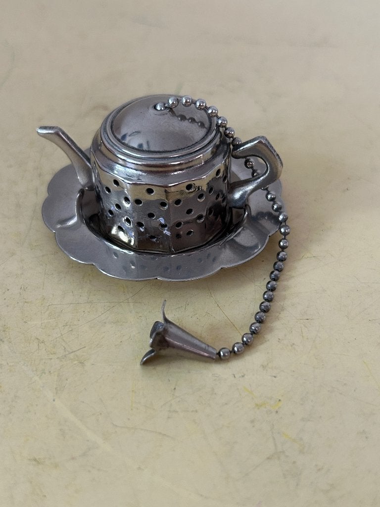 Vintage Zilverkleurig Thee-ei Teepotje met Onderzetter, Overige typen, Zilver, Ophalen of Verzenden, Zo goed als nieuw