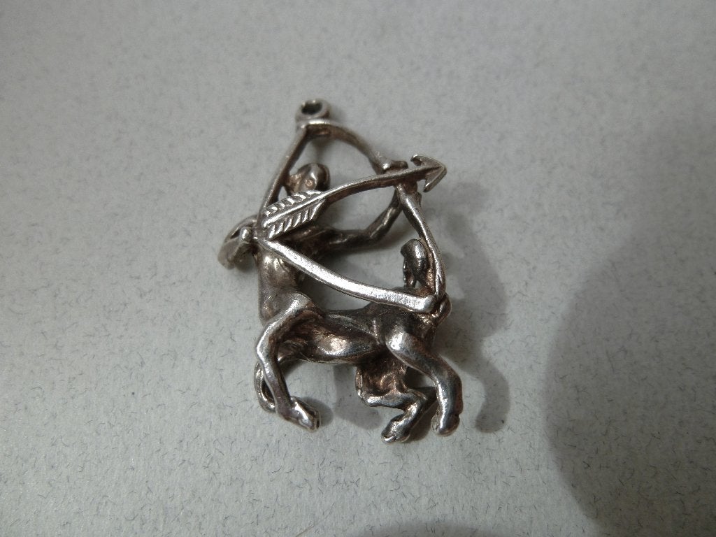 Grote oude bedel/hanger zilver Sterrenbeeld Boogschutter, Verzenden, Zilver, Hanger