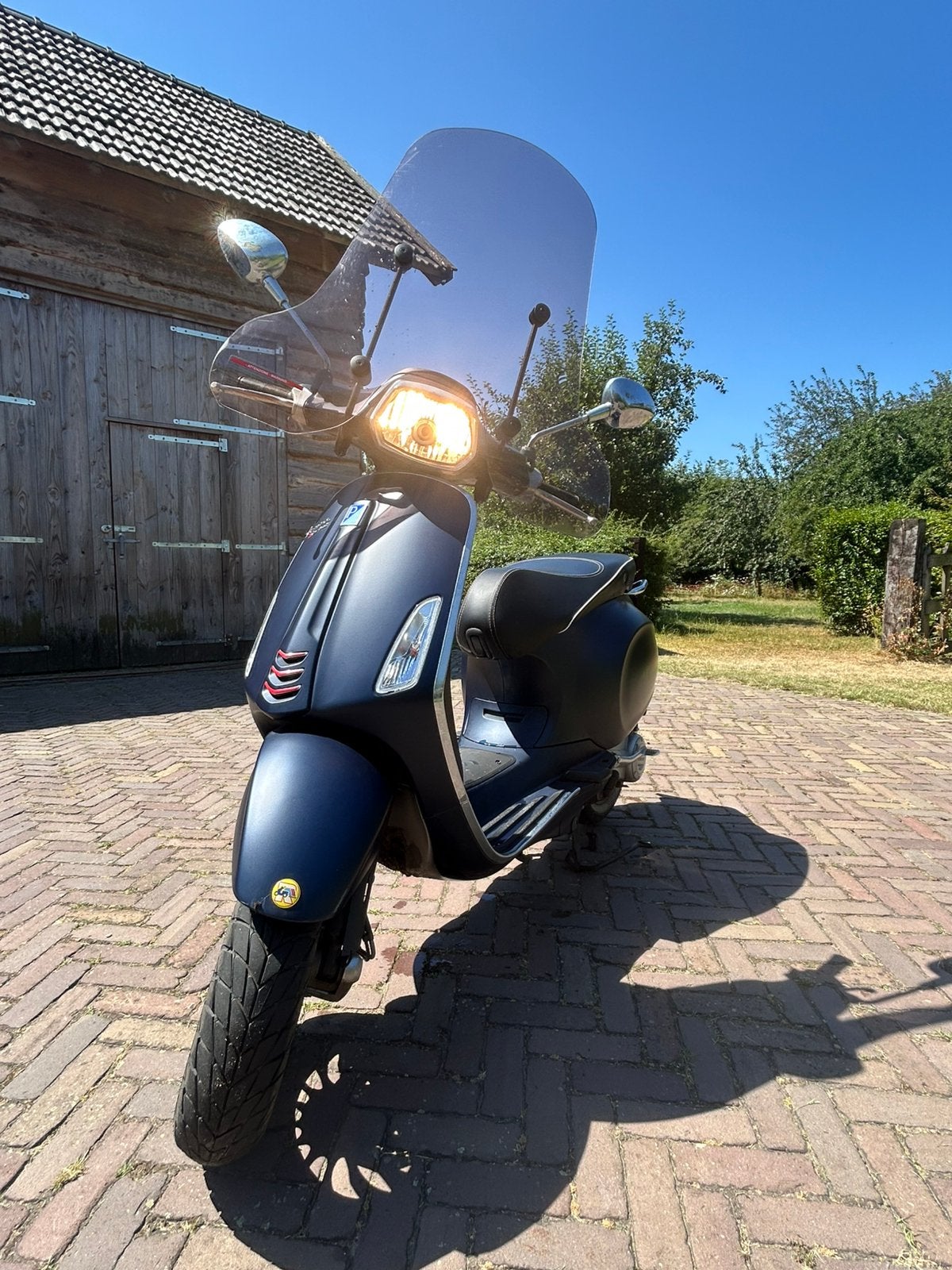 Vespa sprint 2017 limited edition mat blauw, Ophalen, Zo goed als nieuw, Benzine, Vespa
