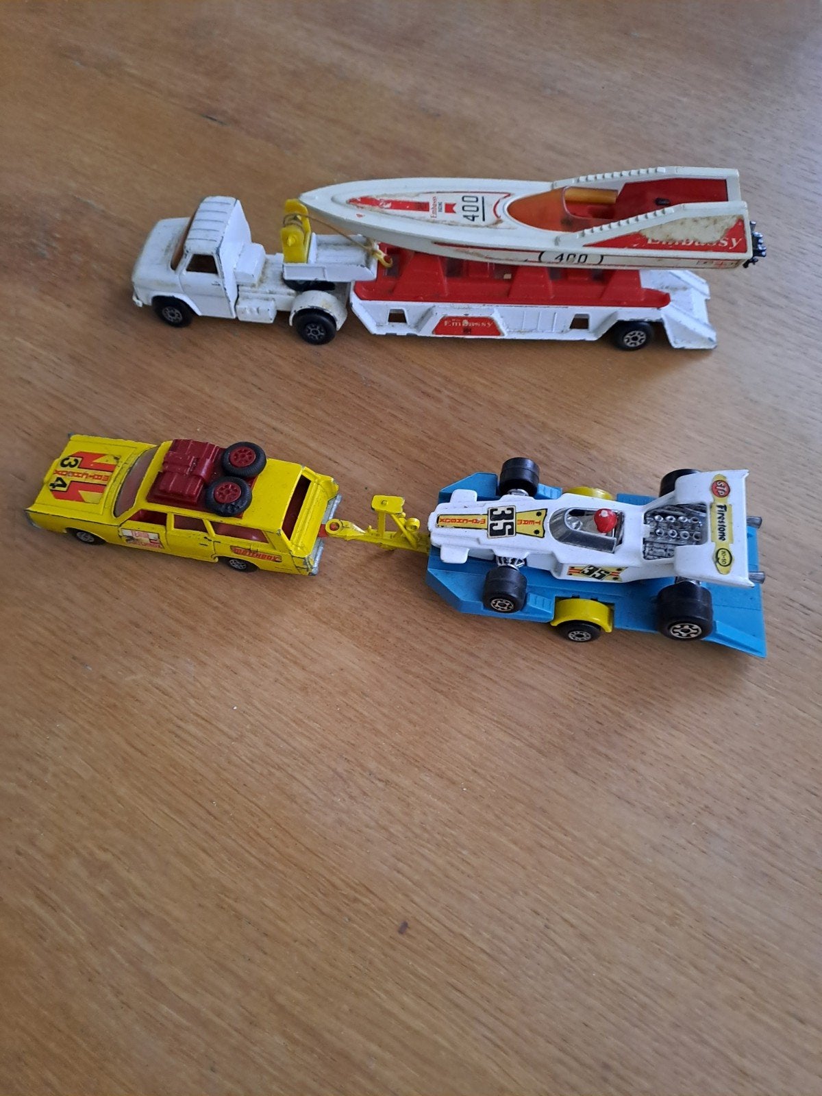 Matchbox Autoset: Boot en Raceauto met Transport, Ophalen of Verzenden, Gebruikt