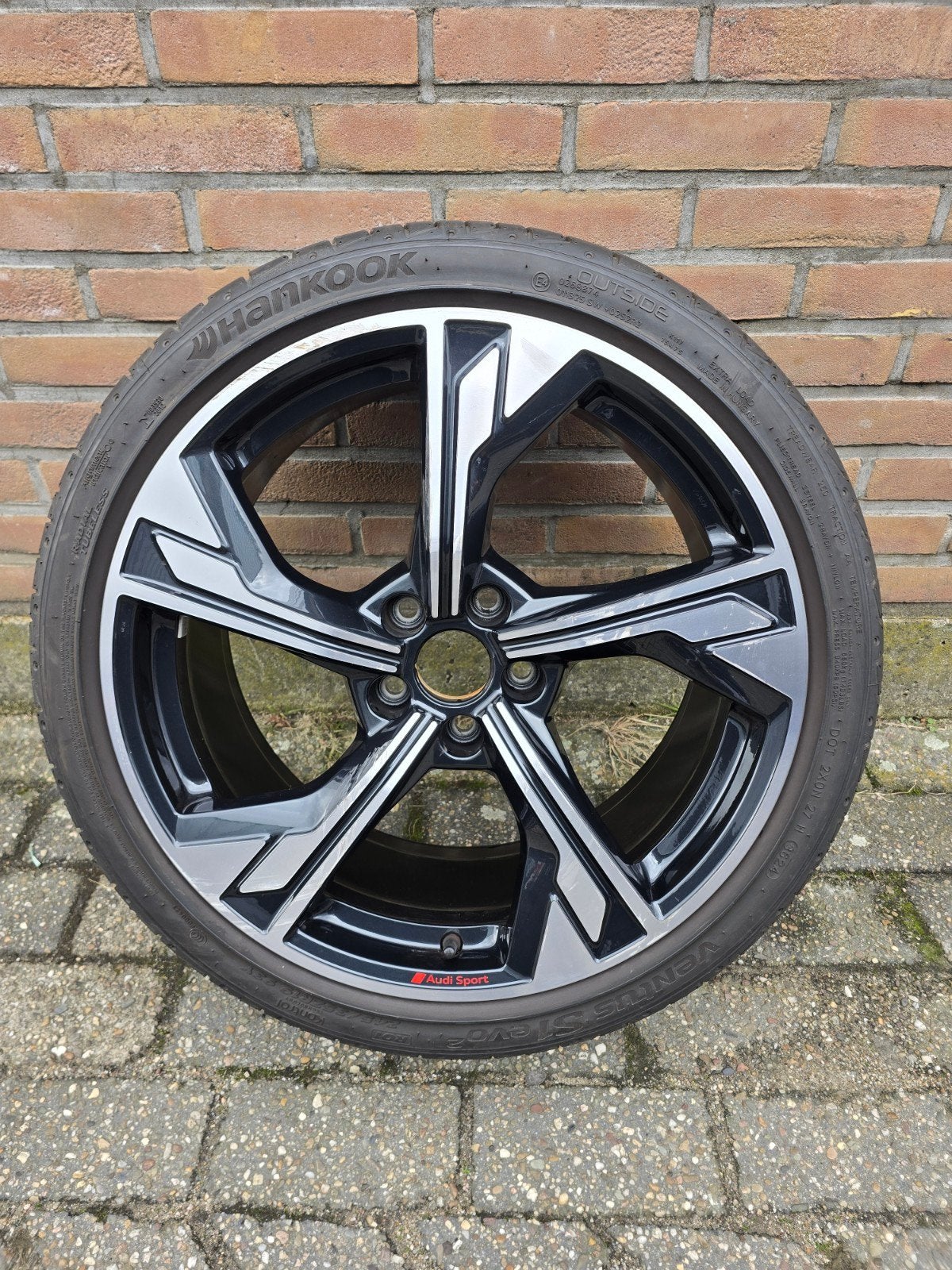 Velg + band 19' Audi A4 8W B9 S-line bj 2016-2024, 19 inch, Audi, Velg(en), Ophalen of Verzenden