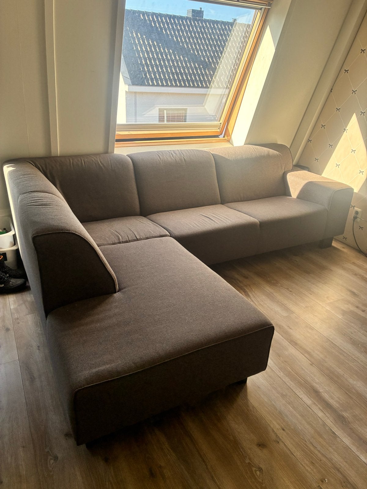 Comfortabele hoekbank met lichte gebruikerssporen, Ophalen, 250 tot 300 cm, Gebruikt, Hoekbank