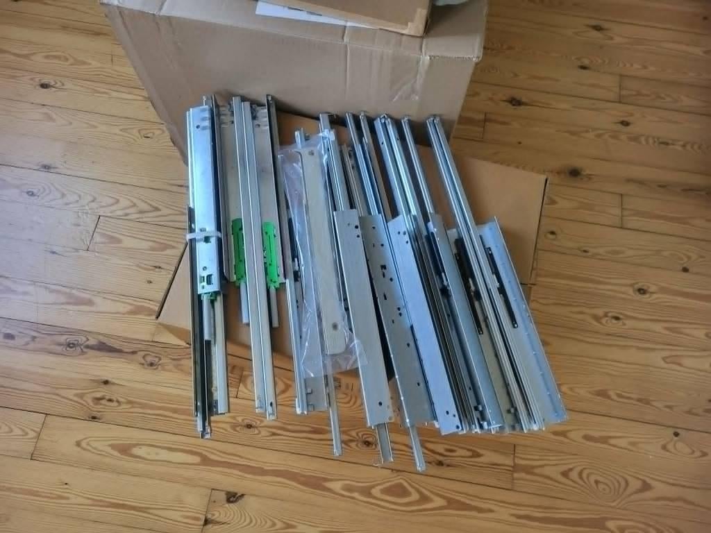 Nieuwe IKEA PAX laderail lade onderdelen /rails - 8 stuks, 5 laden of meer, Nieuw, Minder dan 100 cm, 50 tot 75 cm