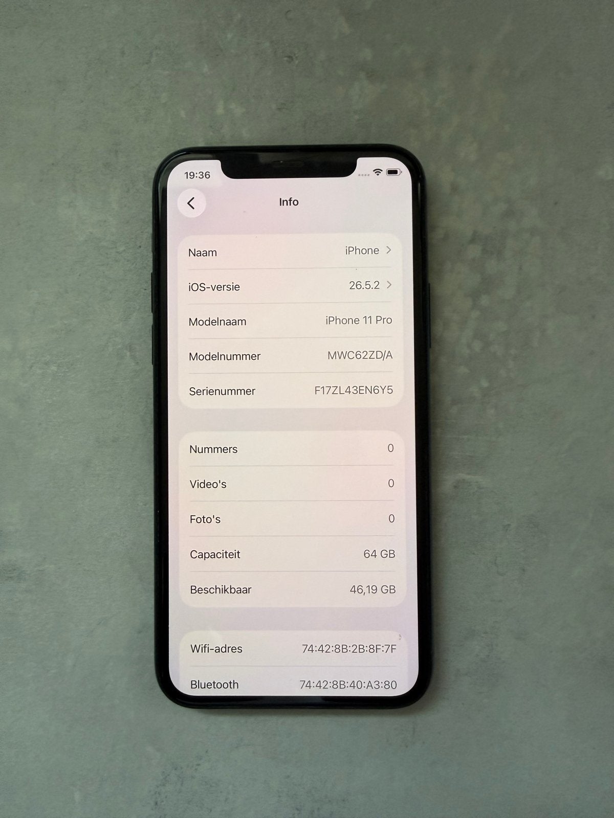 iPhone 11 Pro 64 GB - Goede staat met 81% batterij, Telecommunicatie, Mobiele telefoons | Apple iPhone, Ophalen, Gebruikt, Zonder simlock