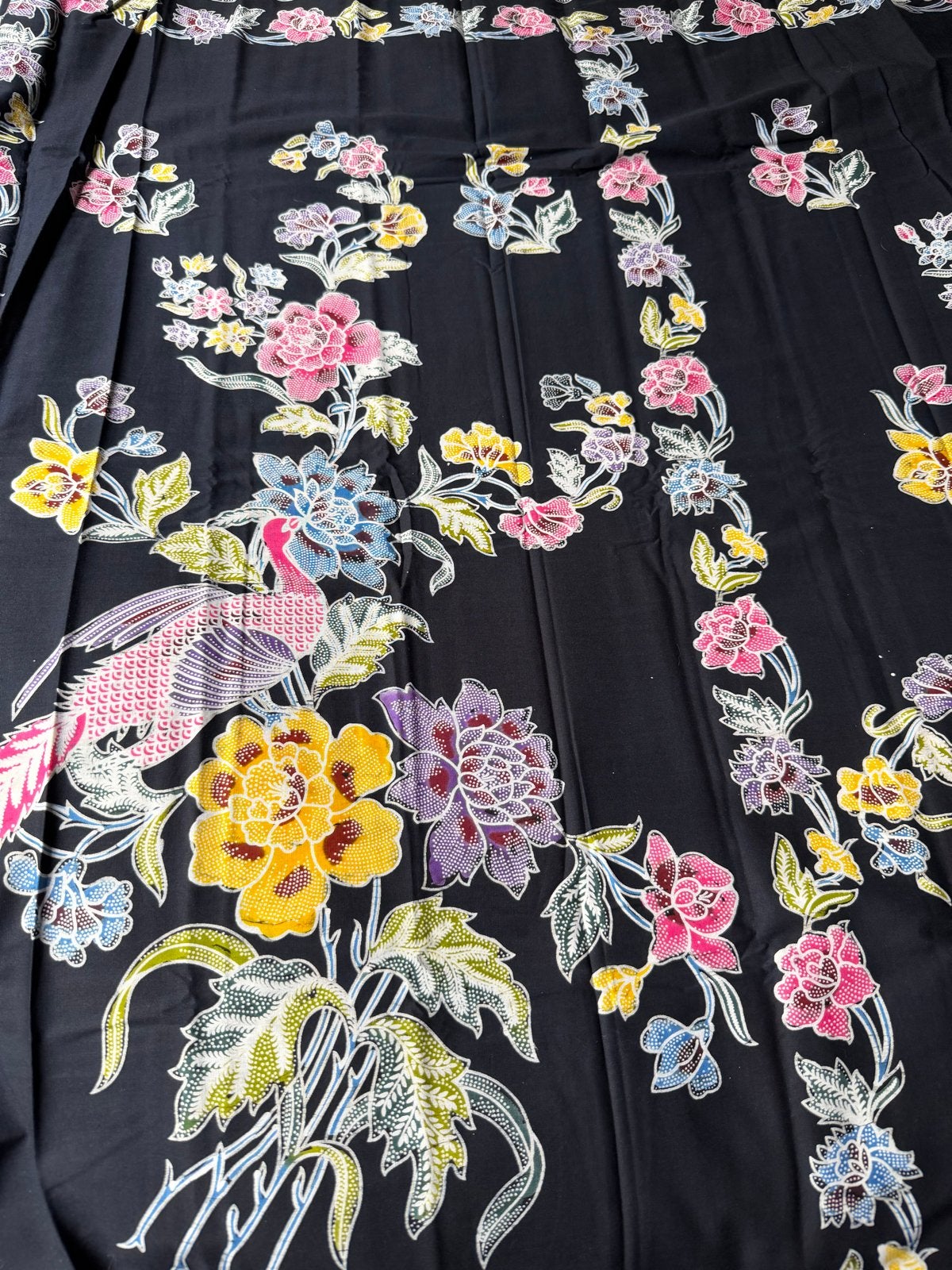 Prachtige handgemaakte Batik Tulis stof met vogelmotief, Meerkleurig, Ophalen of Verzenden, 30 tot 120 cm, Katoen
